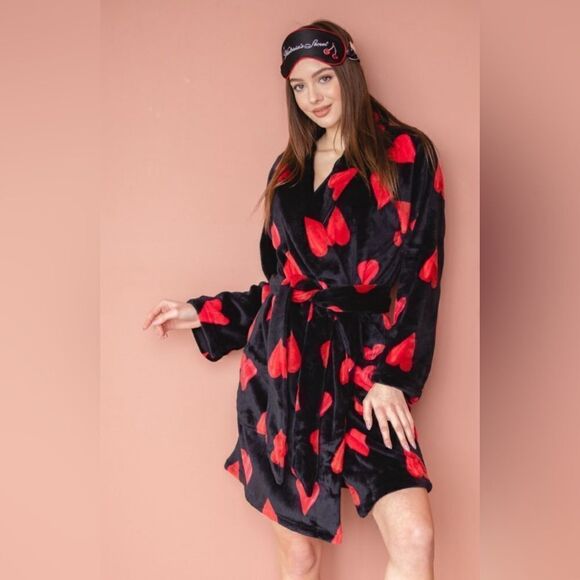 Victoria’s Secret red and black hearts cozy soft short robe sz XL/XXL - Picture 6 of 12